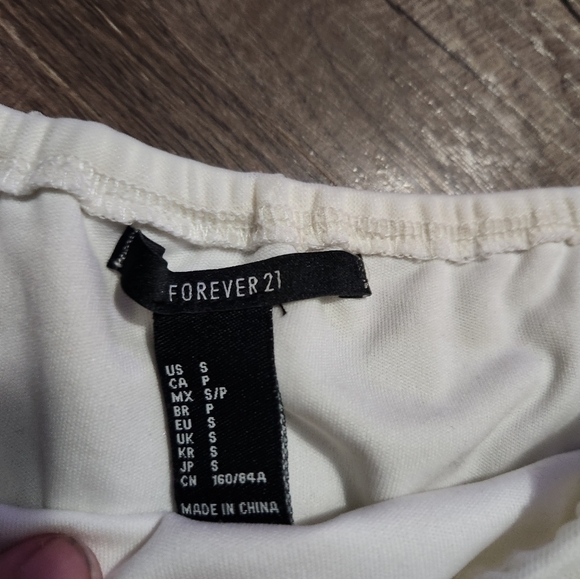 Lace Crop Top White Size Small Off Shoulder Bohemian Look - Picture 5 of 5